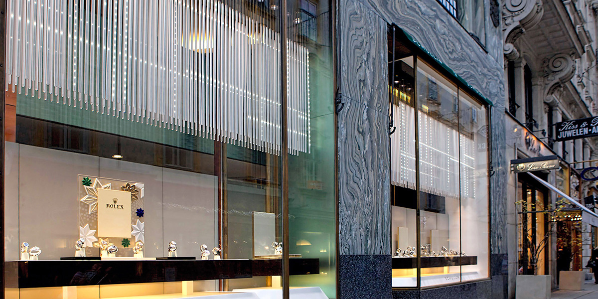 2011 - SCHULLIN - LED Auslagen- & Shopbeleuchtung, A-1010 Wien