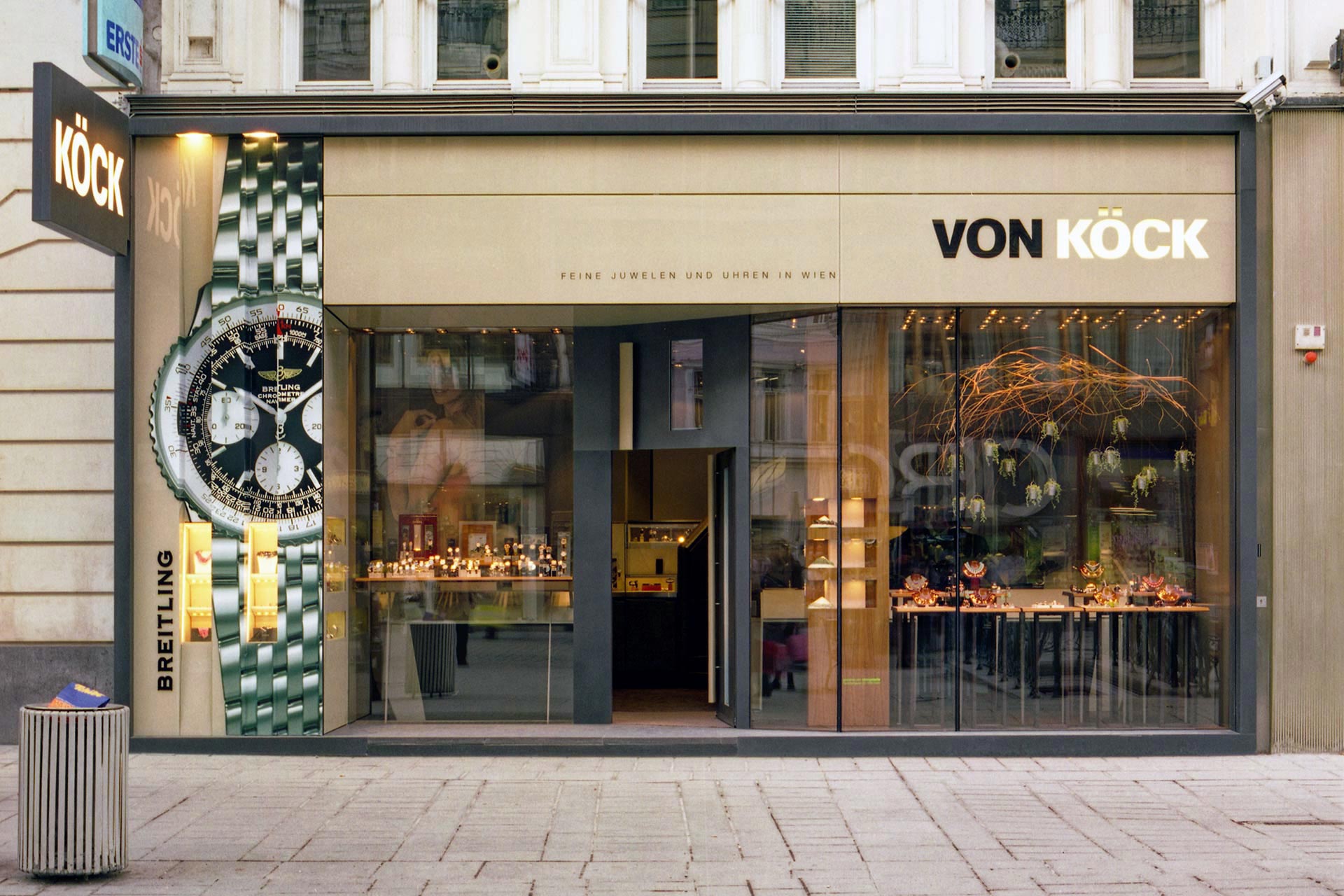 2004 - VON KÖCK - Umplanung der Auslage, A-1010 Wien